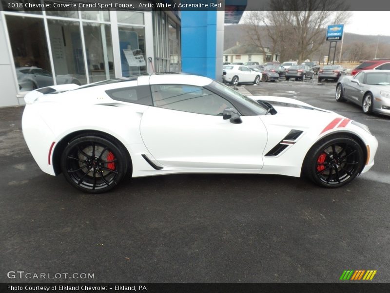 Arctic White / Adrenaline Red 2018 Chevrolet Corvette Grand Sport Coupe