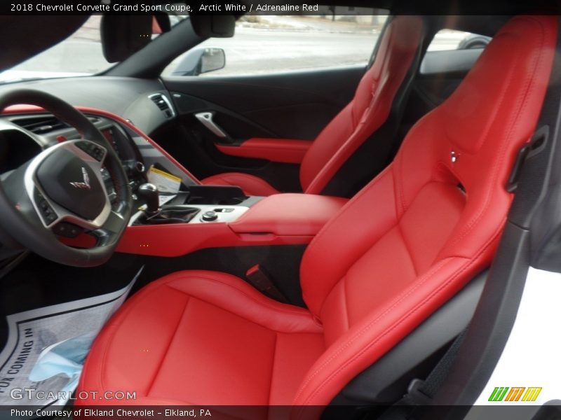 Arctic White / Adrenaline Red 2018 Chevrolet Corvette Grand Sport Coupe
