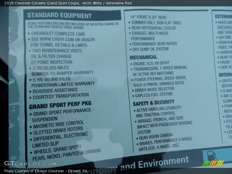 Arctic White / Adrenaline Red 2018 Chevrolet Corvette Grand Sport Coupe