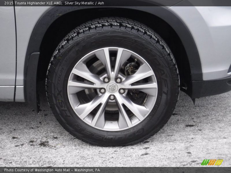 Silver Sky Metallic / Ash 2015 Toyota Highlander XLE AWD