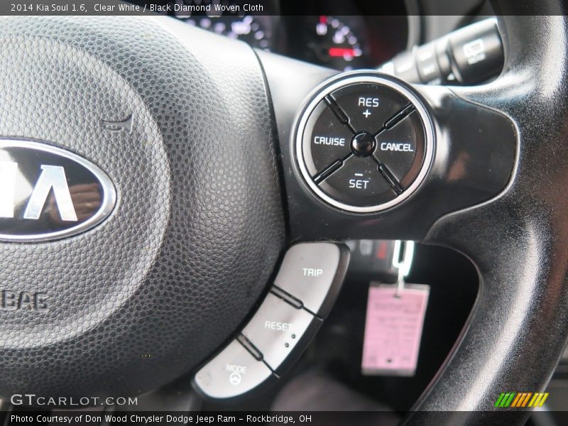 Clear White / Black Diamond Woven Cloth 2014 Kia Soul 1.6