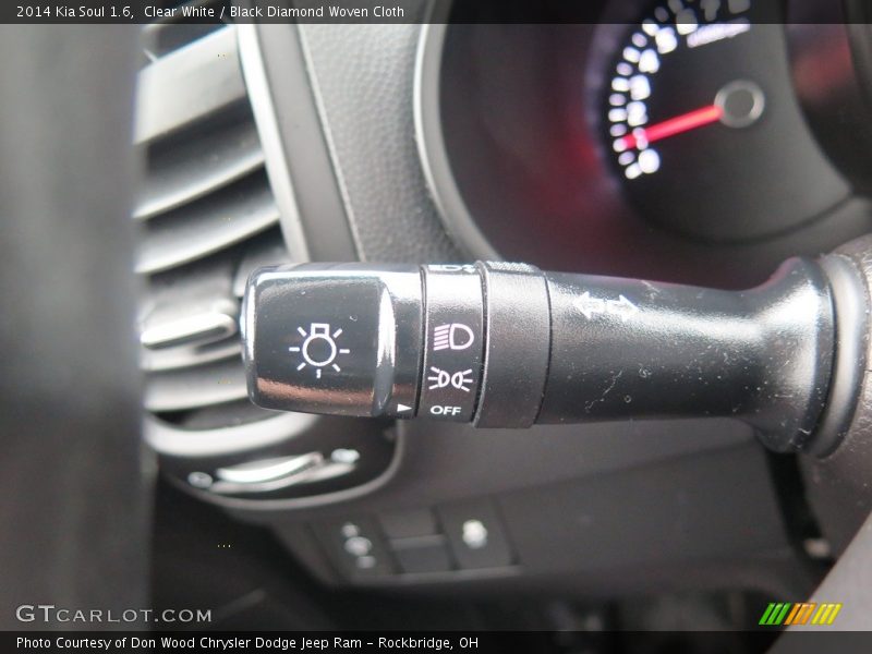 Clear White / Black Diamond Woven Cloth 2014 Kia Soul 1.6