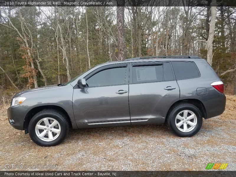 Magnetic Gray Metallic / Ash 2010 Toyota Highlander SE 4WD