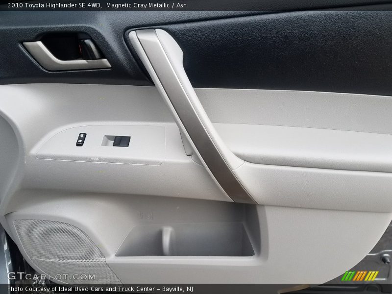 Magnetic Gray Metallic / Ash 2010 Toyota Highlander SE 4WD