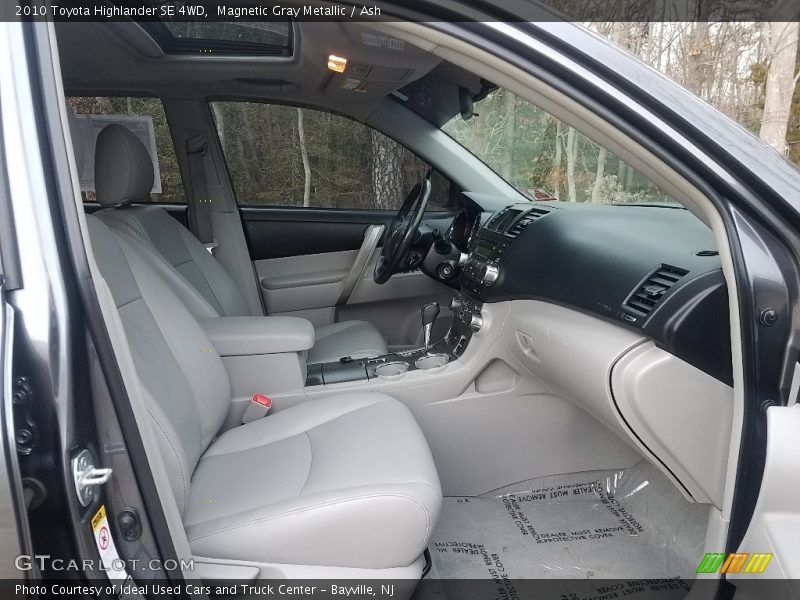 Magnetic Gray Metallic / Ash 2010 Toyota Highlander SE 4WD
