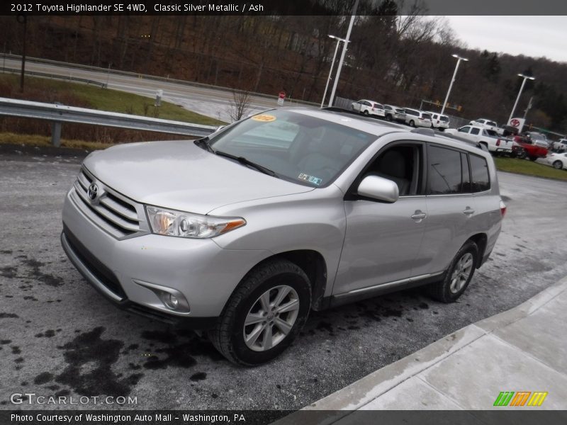 Classic Silver Metallic / Ash 2012 Toyota Highlander SE 4WD