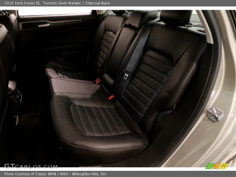 Tectonic Silver Metallic / Charcoal Black 2015 Ford Fusion SE