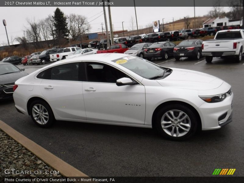 Iridescent Pearl Tricoat / Jet Black 2017 Chevrolet Malibu LT