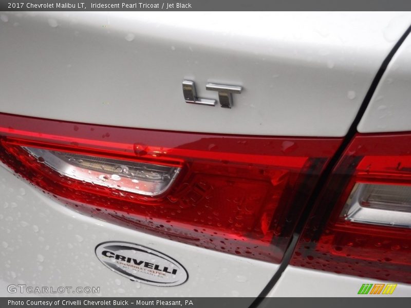 Iridescent Pearl Tricoat / Jet Black 2017 Chevrolet Malibu LT