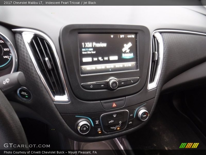 Iridescent Pearl Tricoat / Jet Black 2017 Chevrolet Malibu LT
