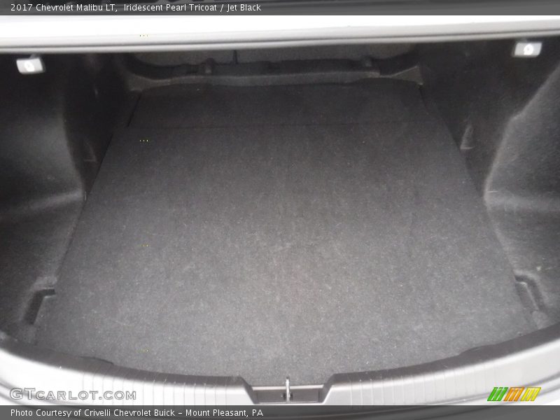 Iridescent Pearl Tricoat / Jet Black 2017 Chevrolet Malibu LT