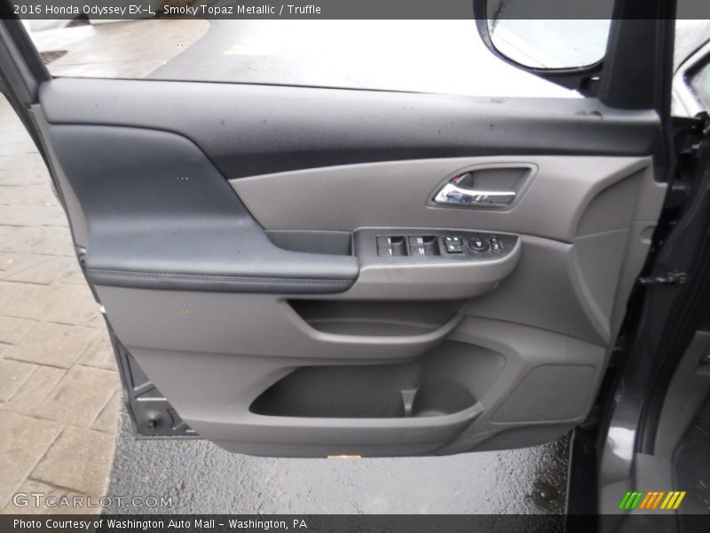 Smoky Topaz Metallic / Truffle 2016 Honda Odyssey EX-L