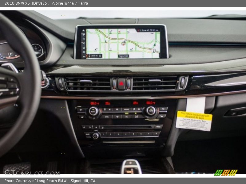 Alpine White / Terra 2018 BMW X5 sDrive35i