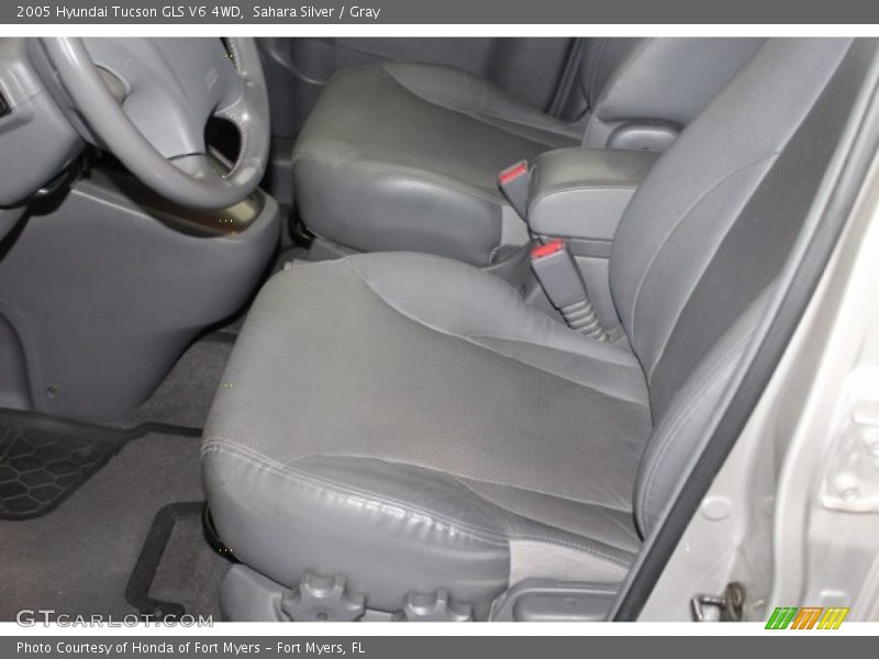 Sahara Silver / Gray 2005 Hyundai Tucson GLS V6 4WD