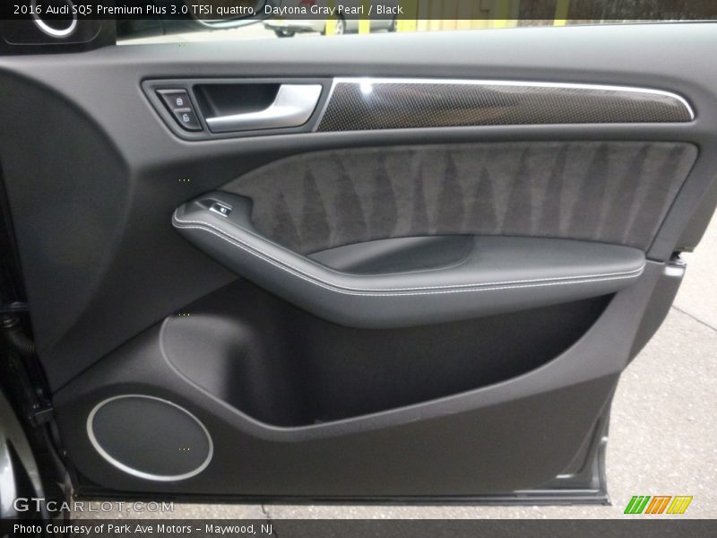 Daytona Gray Pearl / Black 2016 Audi SQ5 Premium Plus 3.0 TFSI quattro