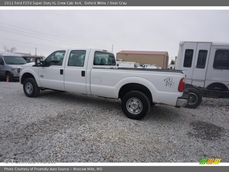 Oxford White / Steel Gray 2011 Ford F250 Super Duty XL Crew Cab 4x4