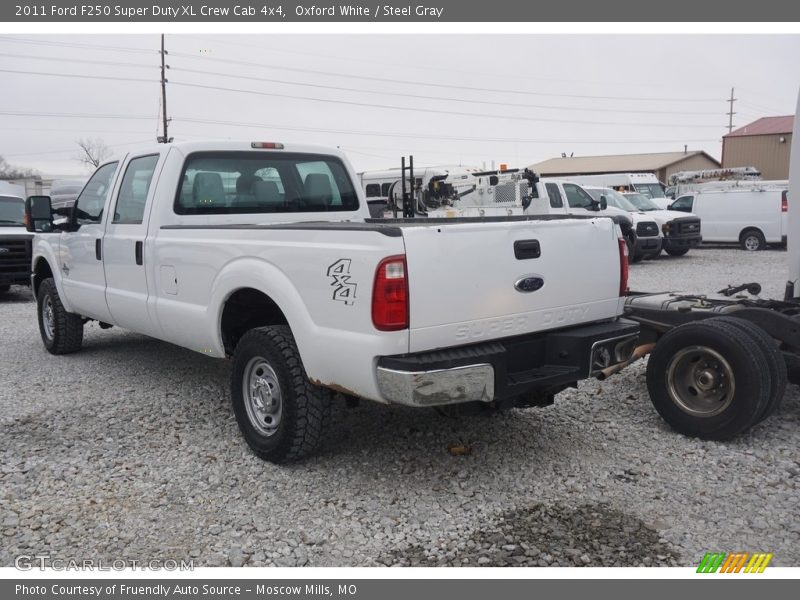 Oxford White / Steel Gray 2011 Ford F250 Super Duty XL Crew Cab 4x4