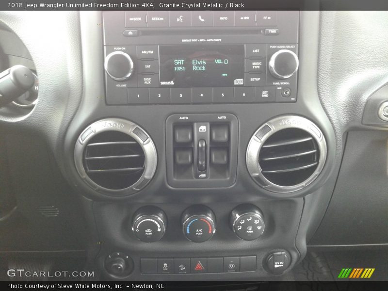 Granite Crystal Metallic / Black 2018 Jeep Wrangler Unlimited Freedom Edition 4X4