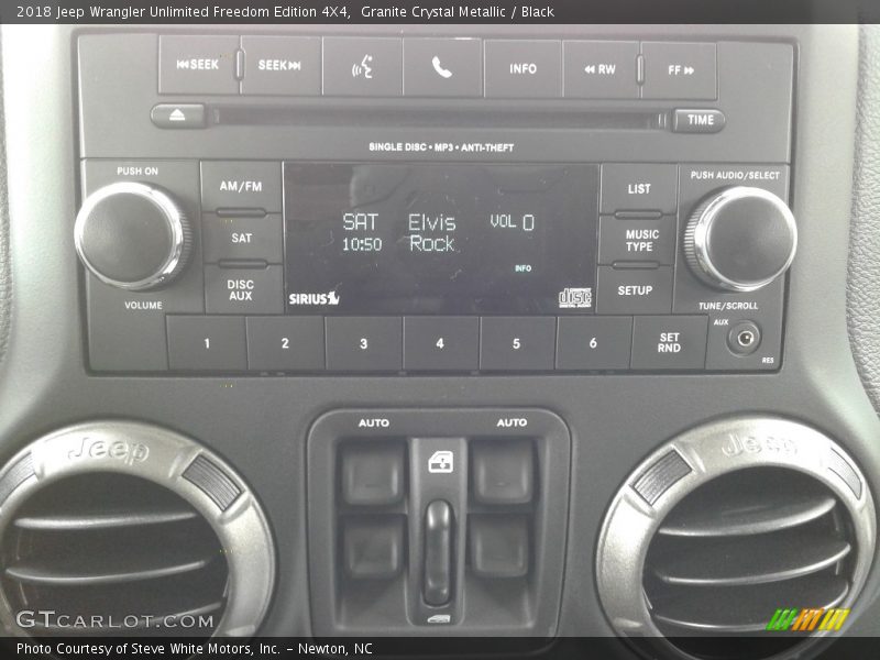 Granite Crystal Metallic / Black 2018 Jeep Wrangler Unlimited Freedom Edition 4X4