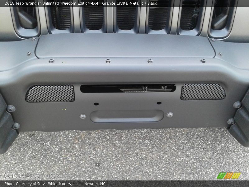 Granite Crystal Metallic / Black 2018 Jeep Wrangler Unlimited Freedom Edition 4X4