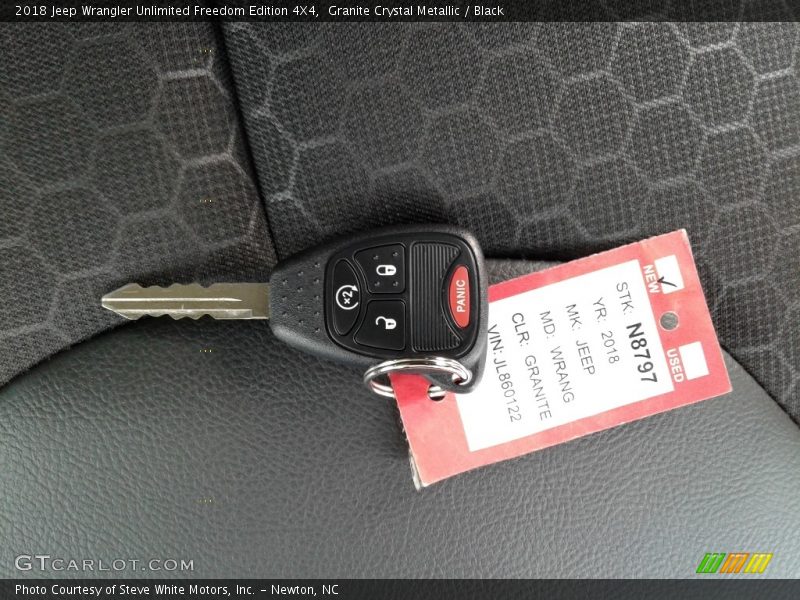 Granite Crystal Metallic / Black 2018 Jeep Wrangler Unlimited Freedom Edition 4X4