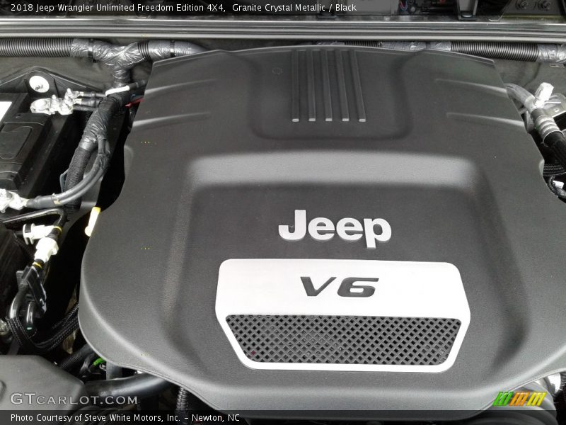 Granite Crystal Metallic / Black 2018 Jeep Wrangler Unlimited Freedom Edition 4X4