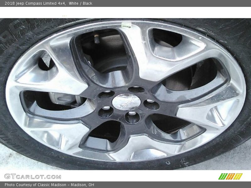 White / Black 2018 Jeep Compass Limited 4x4