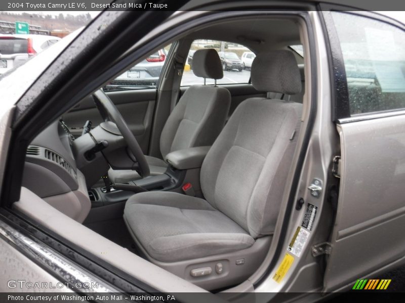 Desert Sand Mica / Taupe 2004 Toyota Camry LE V6