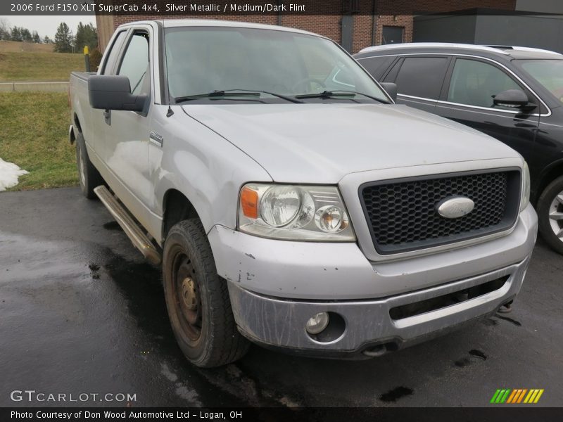 Silver Metallic / Medium/Dark Flint 2006 Ford F150 XLT SuperCab 4x4