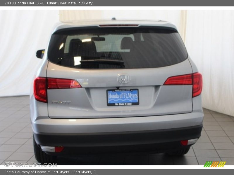 Lunar Silver Metallic / Gray 2018 Honda Pilot EX-L