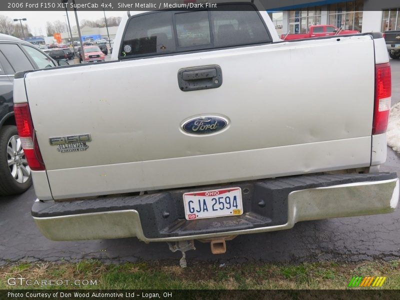 Silver Metallic / Medium/Dark Flint 2006 Ford F150 XLT SuperCab 4x4