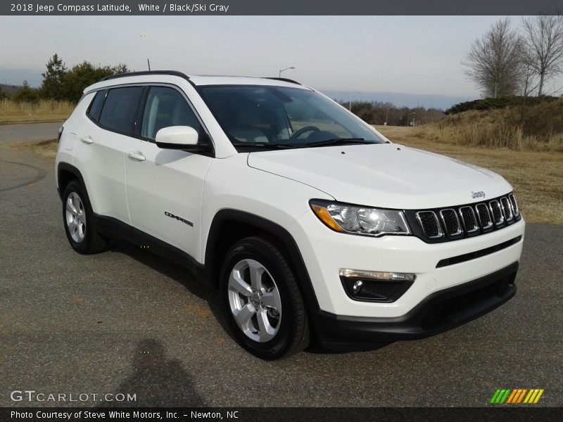White / Black/Ski Gray 2018 Jeep Compass Latitude