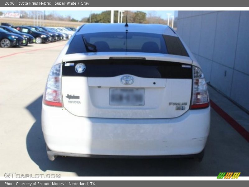Super White / Gray 2006 Toyota Prius Hybrid