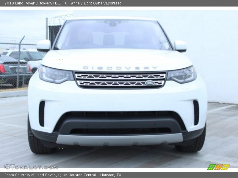 Fuji White / Light Oyster/Espresso 2018 Land Rover Discovery HSE