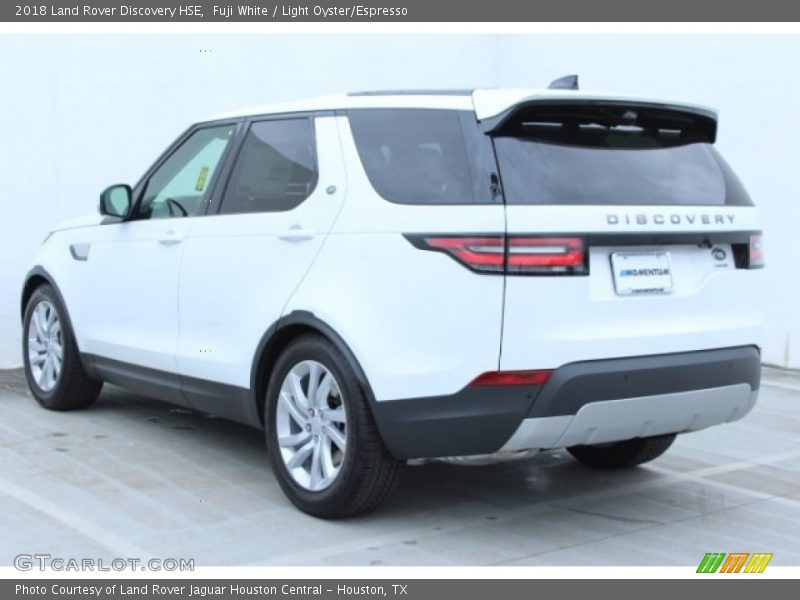 Fuji White / Light Oyster/Espresso 2018 Land Rover Discovery HSE