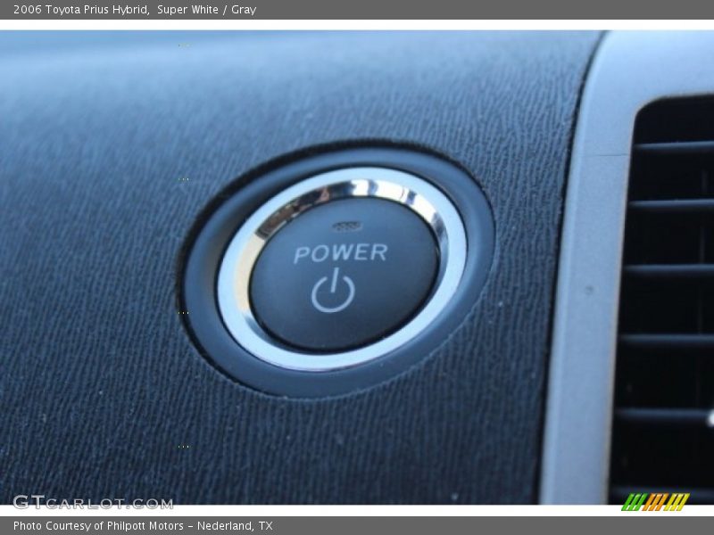 Super White / Gray 2006 Toyota Prius Hybrid