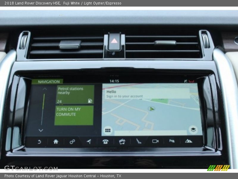 Fuji White / Light Oyster/Espresso 2018 Land Rover Discovery HSE