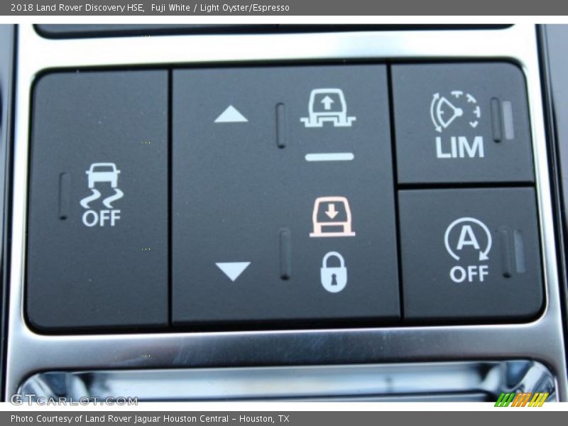 Fuji White / Light Oyster/Espresso 2018 Land Rover Discovery HSE