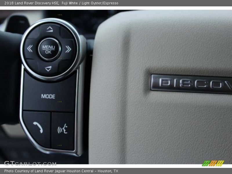 Fuji White / Light Oyster/Espresso 2018 Land Rover Discovery HSE
