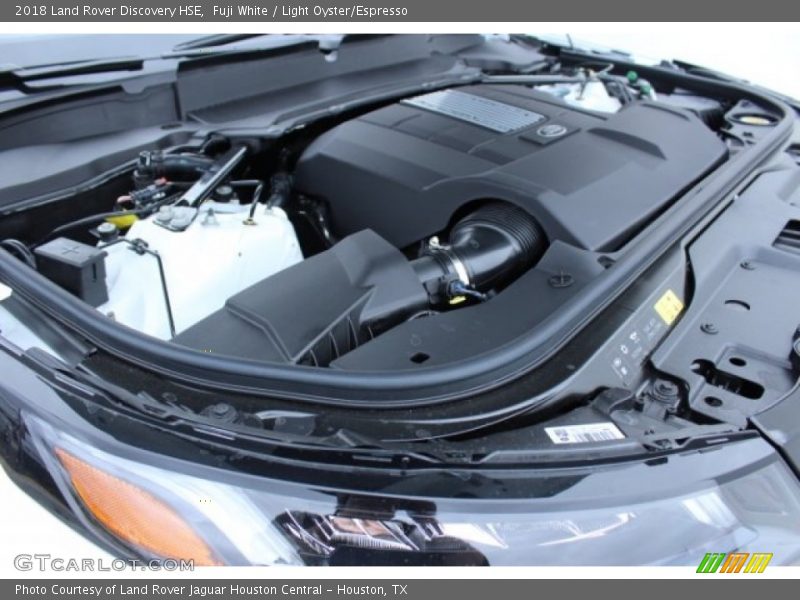 Fuji White / Light Oyster/Espresso 2018 Land Rover Discovery HSE