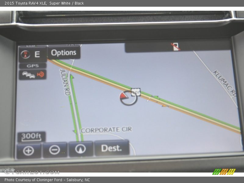 Super White / Black 2015 Toyota RAV4 XLE