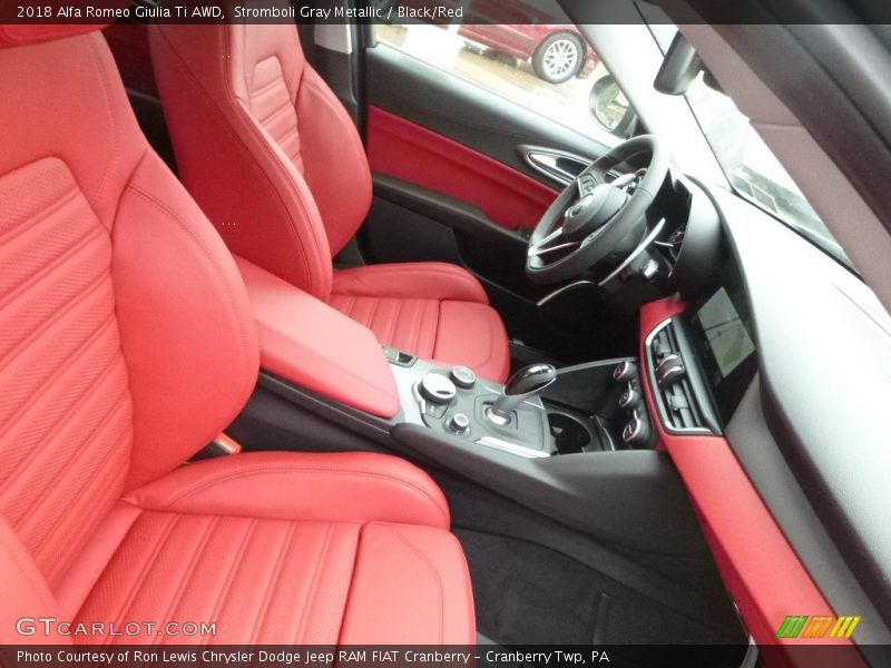 Stromboli Gray Metallic / Black/Red 2018 Alfa Romeo Giulia Ti AWD