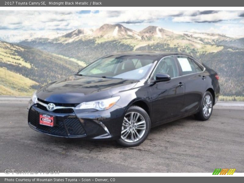 Midnight Black Metallic / Black 2017 Toyota Camry SE