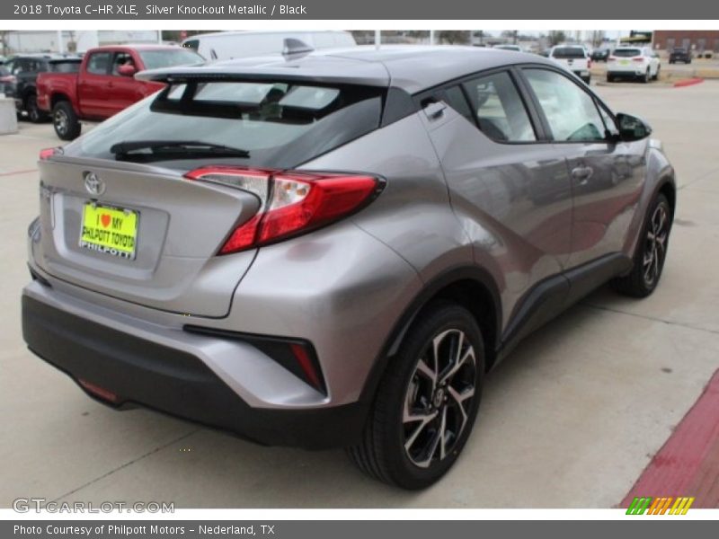 Silver Knockout Metallic / Black 2018 Toyota C-HR XLE