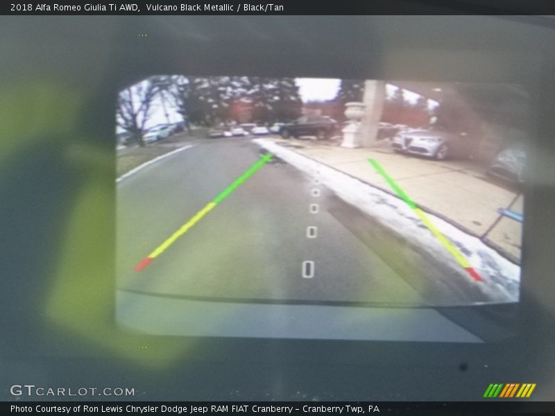 Vulcano Black Metallic / Black/Tan 2018 Alfa Romeo Giulia Ti AWD