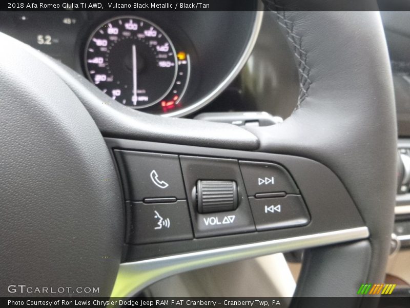Vulcano Black Metallic / Black/Tan 2018 Alfa Romeo Giulia Ti AWD