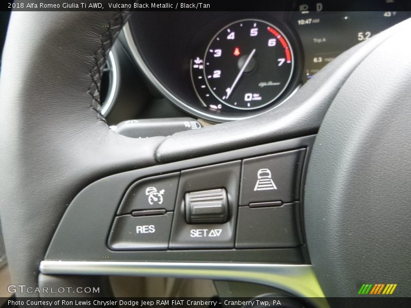 Vulcano Black Metallic / Black/Tan 2018 Alfa Romeo Giulia Ti AWD