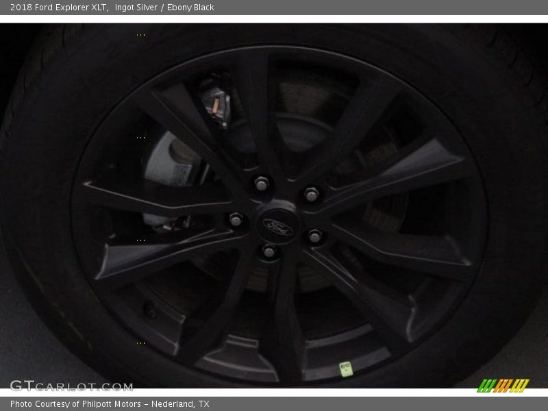 Ingot Silver / Ebony Black 2018 Ford Explorer XLT