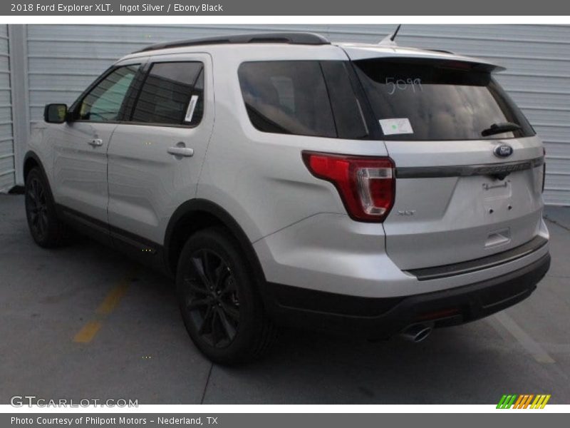 Ingot Silver / Ebony Black 2018 Ford Explorer XLT