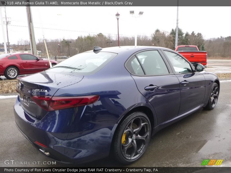 Montecarlo Blue Metallic / Black/Dark Gray 2018 Alfa Romeo Giulia Ti AWD
